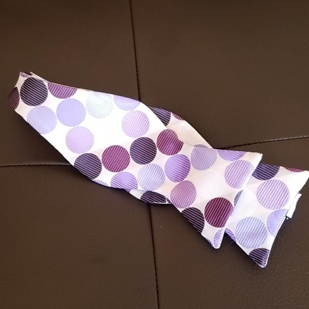 White and Purple Polka Dot Bow Tie